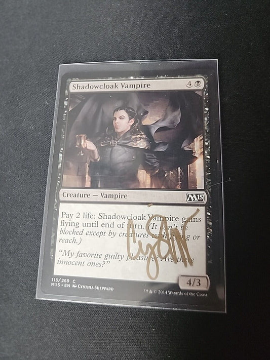 Magic the Gathering (mtg): M15: Shadowcloak Vampire SIGNED CYNTHI SHEPPARD